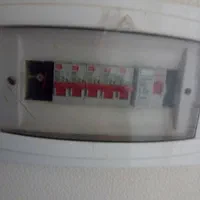 برقکار