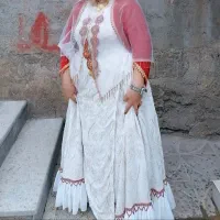 لباس زیبای سفید