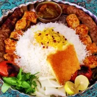 آشپز جوان باسابقه تمام وقت جهت کار در رستوران