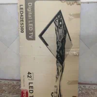 تلویزیون TCL شکسته ۴۲ اینـچ، همراه باکارتن|تلویزیون و پروژکتور|قم, چهار مردان|دیوار