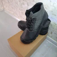 کفش کار وایمنی استانداردوشیک