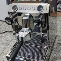 اسپرسوساز مباشی 2055 پرچمدار حرفه‌ای نقدواقساط