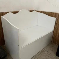 پاتختی و تخت نوزاد 1 تومن