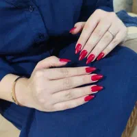 ترمیم و کاشت ناخن