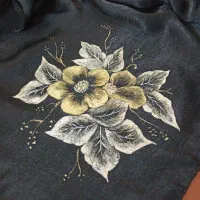 روسری مشکی با نقاشی دست