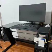 میز کامپیوتر فلزی مشکی