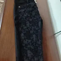 شلوار مشکی گیپور سنگدوزی مجلسی  با مانتو کتی مجلسی