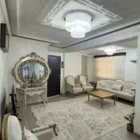 فروش خانه تک واحدی به همراه دو باب مغازه