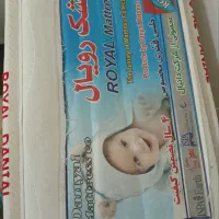 تشک،فرش،ساعت