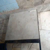 چهار پایه فلزی برای یخچال