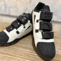 کفش دوچرخه سواری جاینت