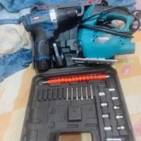 یک عدد دریل شارژی و اره چکشی