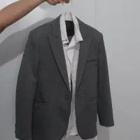 کت و شلوار پسرانه و یک کت تک اسپرت