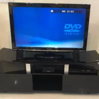 تلویزبون پاناسونیک به همراه سینما خانگی و میز