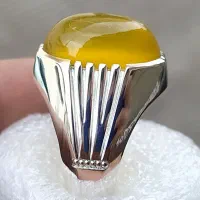 عقیق زرد آبدار با شجر های خاص