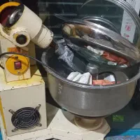 دستگاه خمیر،قابلمه بزرگ،دستگاه میوه خشکن وسبزی|خردکن، آسیاب، غذاساز|اهواز, سیاحی(سه راه خرمشهر)|دیوار