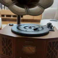 گرامافون|کلکسیون اشیاء عتیقه|گرمسار, |دیوار