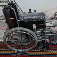 اجاره ویلچر تاشو نو عصا زیر بغلی واکر