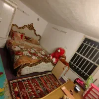 تخت خواب دونفره تمیز جنس چوب عالی