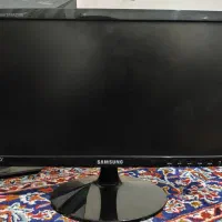 مانیتور  led  سامسونگ همراه با آداپتور اصلی