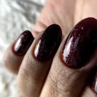 آموزش و ارائه خدمات ناخن