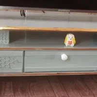 زیر تلویزیون چوبی