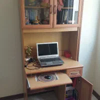 میز کامپیوتر و تحریر