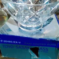 ظروف سرو و یک عدد تابلو