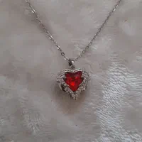 گردنبند وست