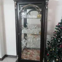 ویترین چوبی منبت کاری
