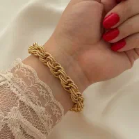 وقتشه شیک باشی