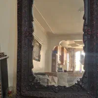 میز و آینه