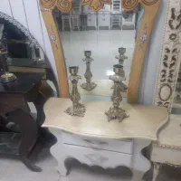 اینه و میز کنسول