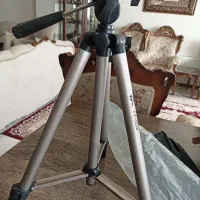 سه پایه دوربین