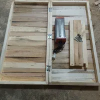 کرسی  چوبی (به همراه هیتر)