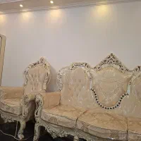 مبل سلطنتی با گل میز
