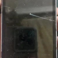 تبلت و چندتا گوشی