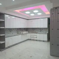 نصاب کابینت و درب چوبی و قرنیز