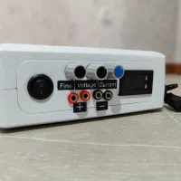 منبع تغذیه متغیر