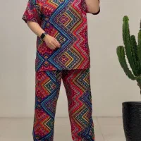 فروشنده لباس فروشی