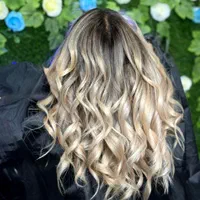 مدل رنگ،لایت وکراتین،کوتاهی،فردائم،فقط هزینه مواد|خدمات آرایشگری و زیبایی|کرج, گلشهر|دیوار