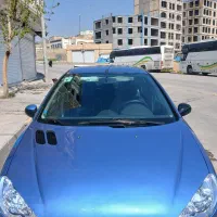 ۲۰۶ وی ۸ صندوقدار کم‌ کار عروسک