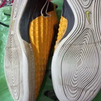 کفش‌‌سالن‌|ورزش‌های توپی|چناران, |دیوار