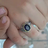 انگشتر و گردنبند|بدلیجات|قدس, شهر‌قدس|دیوار