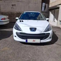 207 پانا سقف شیشه ای سفید رنگ مدل ۱۴۰۱|خودرو سواری و وانت|خرم‌آباد, |دیوار