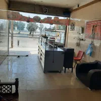 استخدام کارگر در فست فودی