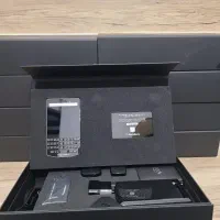 گوشی بلک بری پورش ۹۹۸۳ پشت کربن اکبند با ریجستر