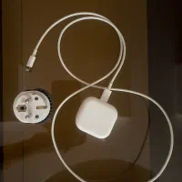 اداپتور و کابل اصلی ایفون نو