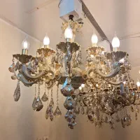 تعدادی لوستر برنز کیفیت درجه یک