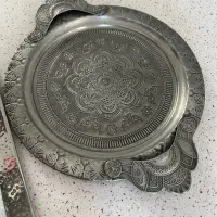 تعداد زیادی ظرف